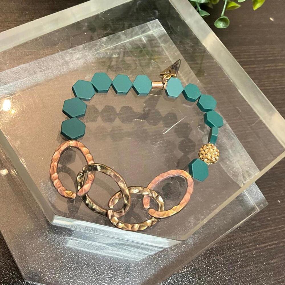 Erimish Emerald Clay Hexagon Beads Rose Gold Chain